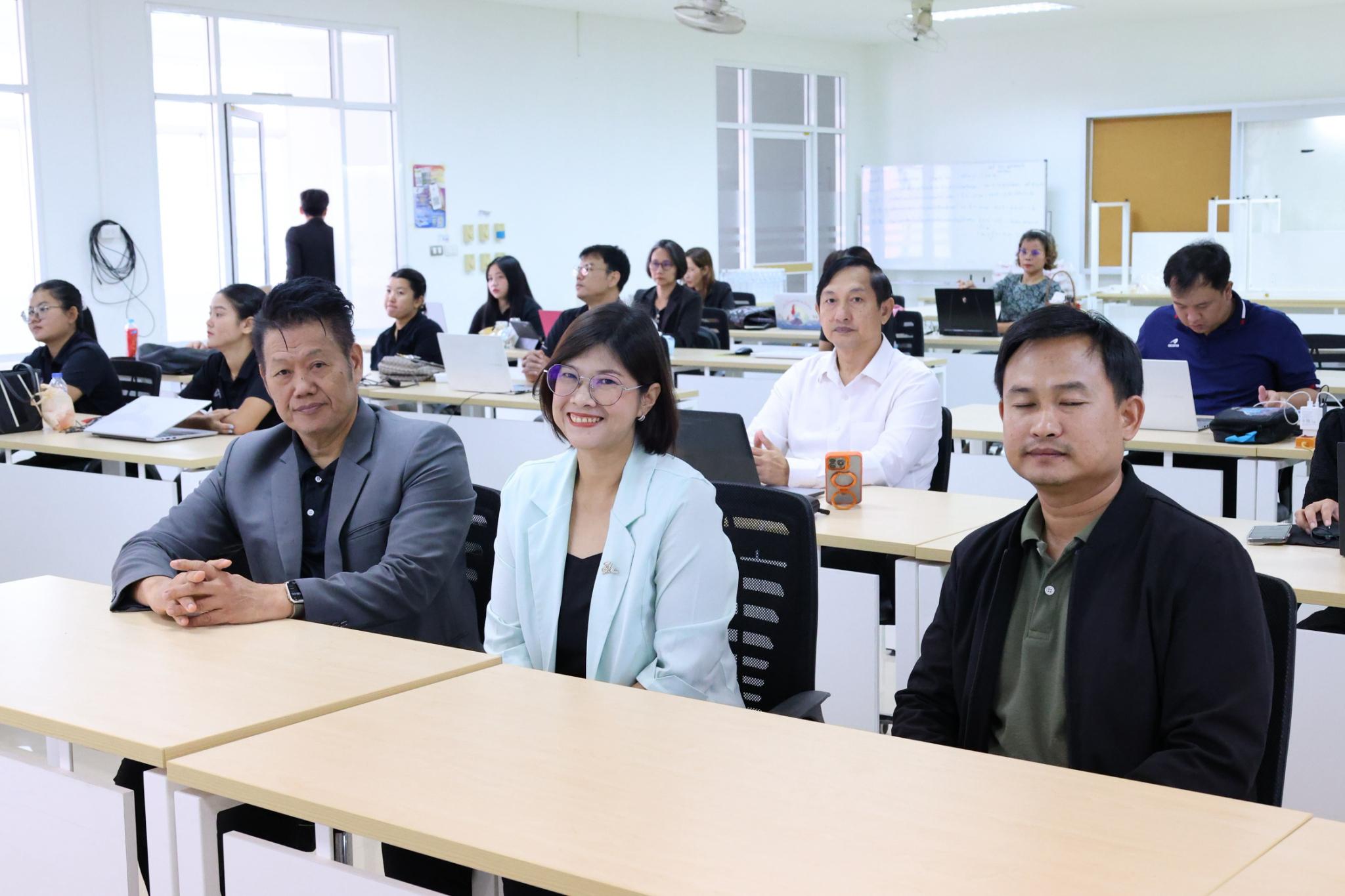67. โครงการการผลิตสื่อการสอนด้วยนวัตกรรม AI ของครูเพื่อส่งเสริมความคิดสร้างสรรค์สำหรับผู้เรียนในยุคดิจิทัลตามบริบทของโรงเรียน ภายใต้โครงการพัฒนาคุณภาพการศึกษาและการพัฒนาท้องถิ่นโดยมีสถาบันอุดมศึกษาเป็นพี่เลี้ยงเครือข่ายเพื่อการพัฒนาอุดมศึกษา